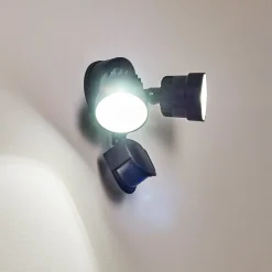 Applique Murale D'Exterieur Emmerlev Led Noir, 2 Lumieres, Detecteur De Mouvement