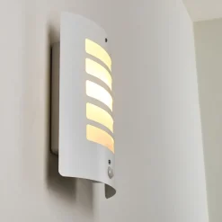 Applique Murale D'Exterieur Alslev Blanc, 1 Lumiere, Detecteur De Mouvement