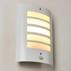 Applique Murale D'Exterieur Alslev Blanc, 1 Lumiere, Detecteur De Mouvement