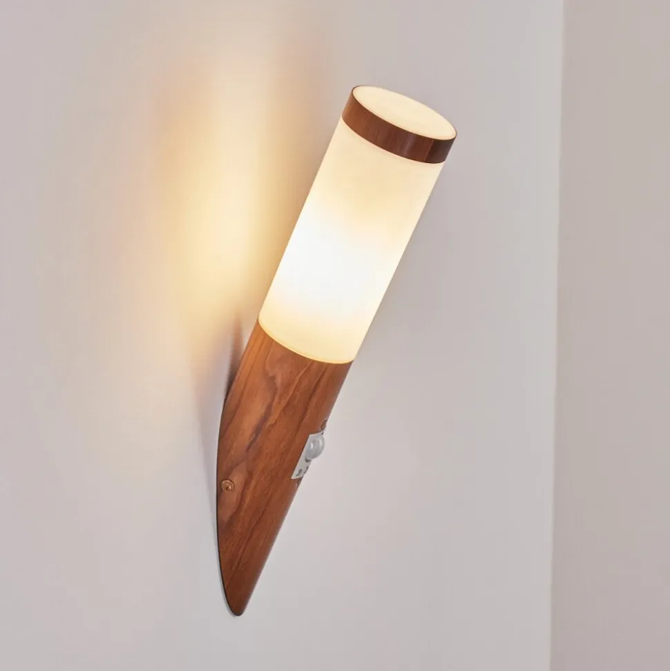 Applique Murale D'Exterieur Gaborone Brun, Couleur Bois, 1 Lumiere, Detecteur De Mouvement