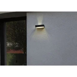 Applique Murale D'Exterieur Lutec Fadi Led Noir, 1 Lumiere, Detecteur De Mouvement