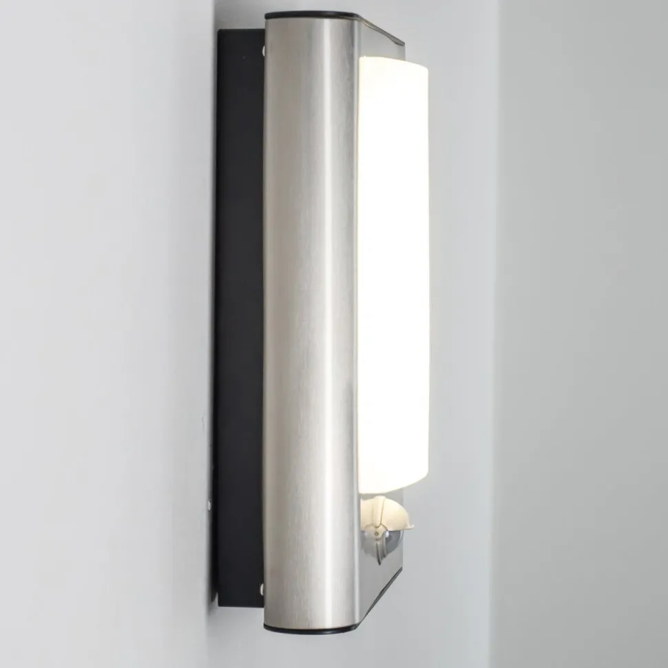 Applique Murale D'Exterieur Kimola Led Nickel Mat, 1 Lumiere, Detecteur De Mouvement