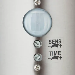 Applique Murale D'Exterieur Brilliant Leigh Argente, 1 Lumiere, Detecteur De Mouvement