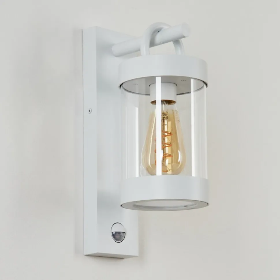 Applique Murale D'Exterieur Fulham Blanc, 1 Lumiere, Detecteur De Mouvement