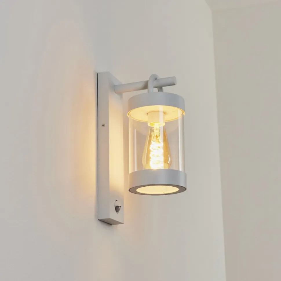 Applique Murale D'Exterieur Fulham Blanc, 1 Lumiere, Detecteur De Mouvement