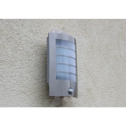 Applique Murale Lutec Slim Led Acier Inoxydable, 1 Lumiere, Detecteur De Mouvement