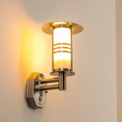 Lampe Murale D'Exterieur Forli Acier Inoxydable, 1 Lumiere, Detecteur De Mouvement